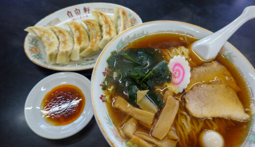 ラーメンと餃子950円【町中華クラシック】